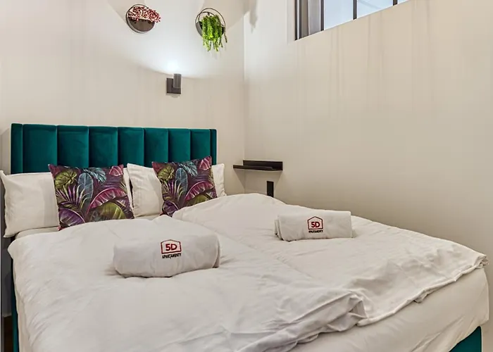 Luxury Angelika F4 3 Sypialnie, Sauna I Klimatyzacja - 5d Apartment